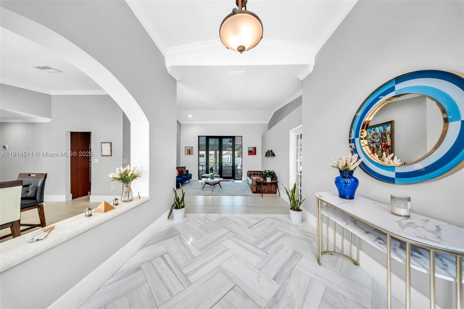 10195 NW 26th St Doral, FL 33172