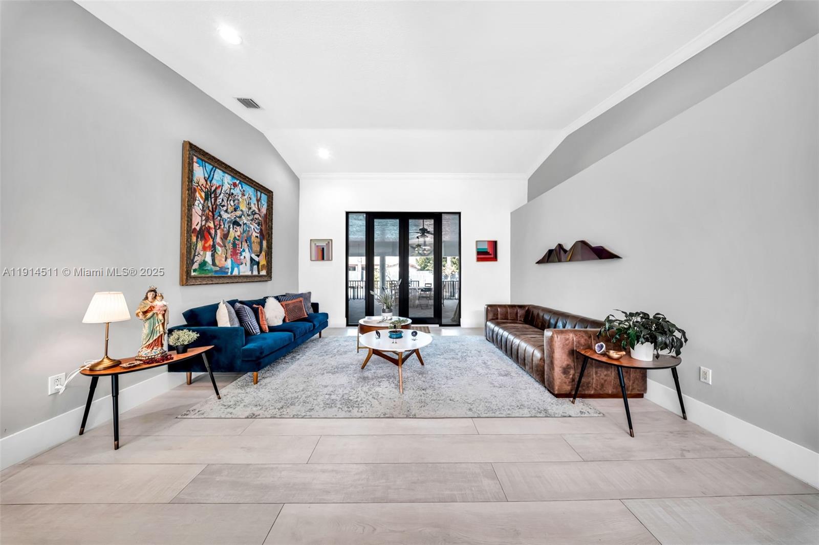 10195 NW 26th St Doral, FL 33172