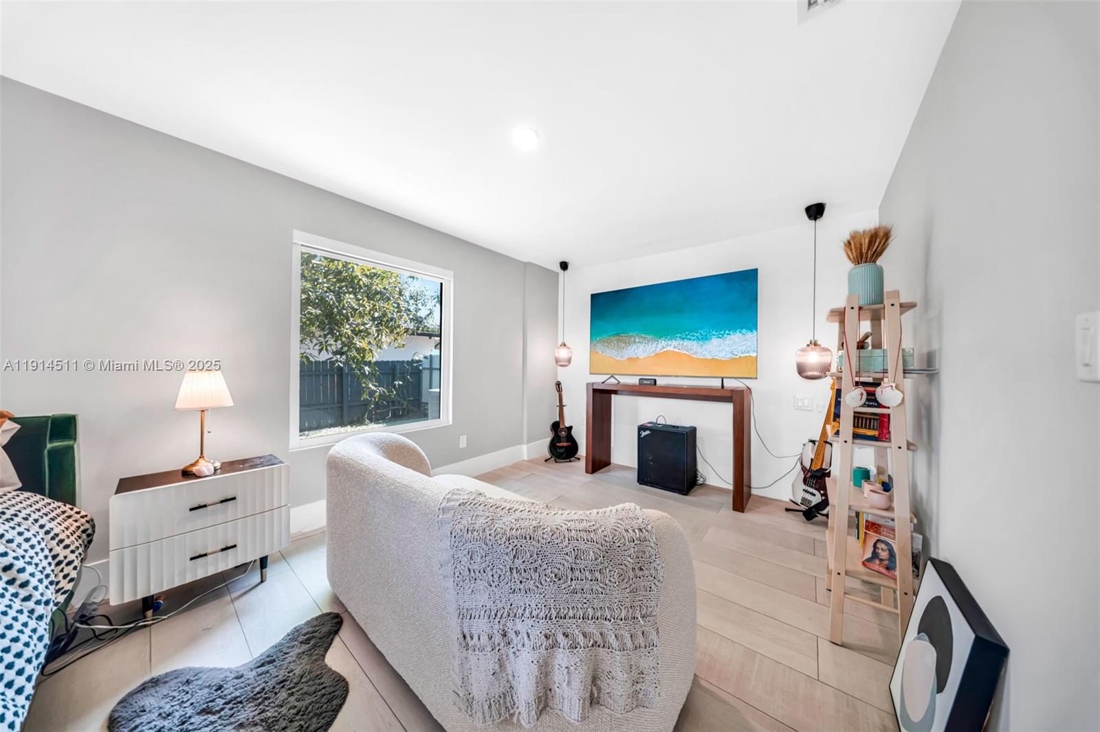 10195 NW 26th St Doral, FL 33172