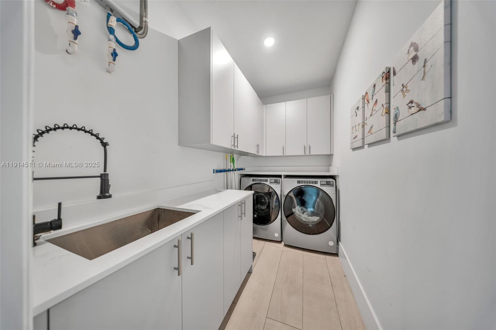 10195 NW 26th St Doral, FL 33172