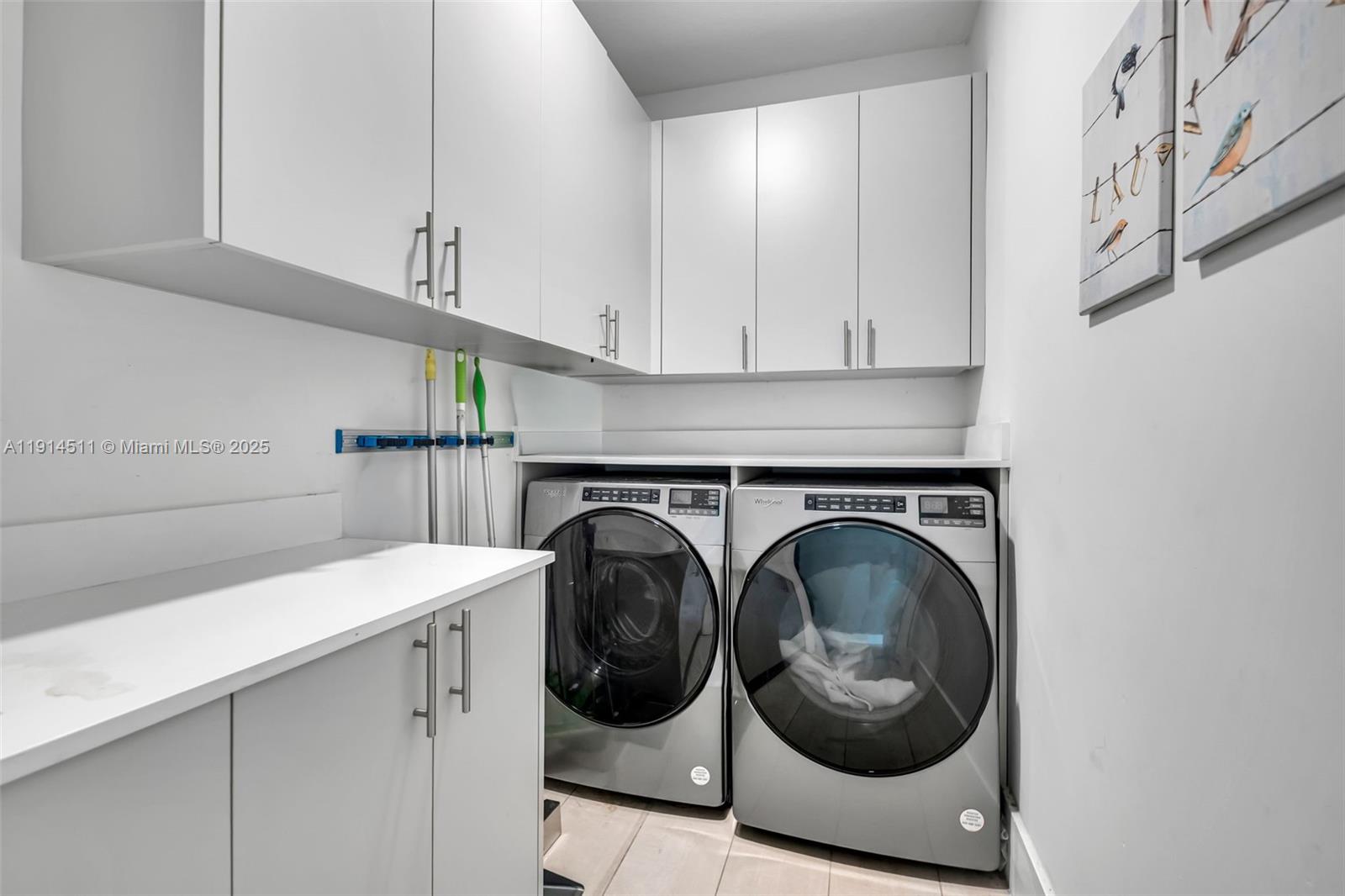 10195 NW 26th St Doral, FL 33172