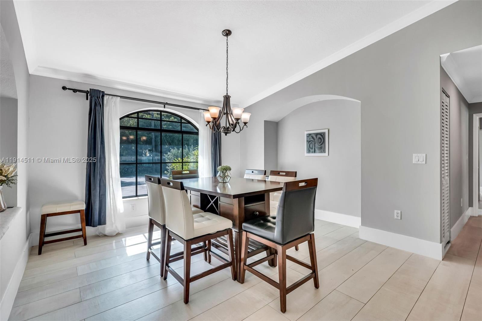 10195 NW 26th St Doral, FL 33172