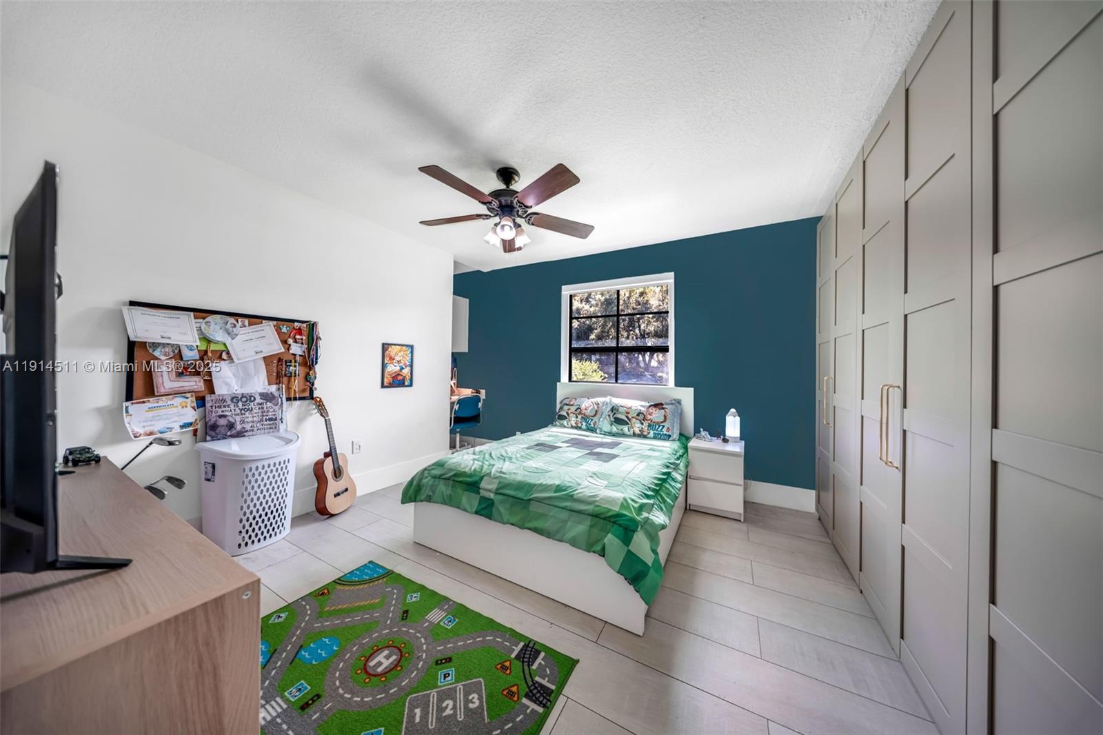 10195 NW 26th St Doral, FL 33172