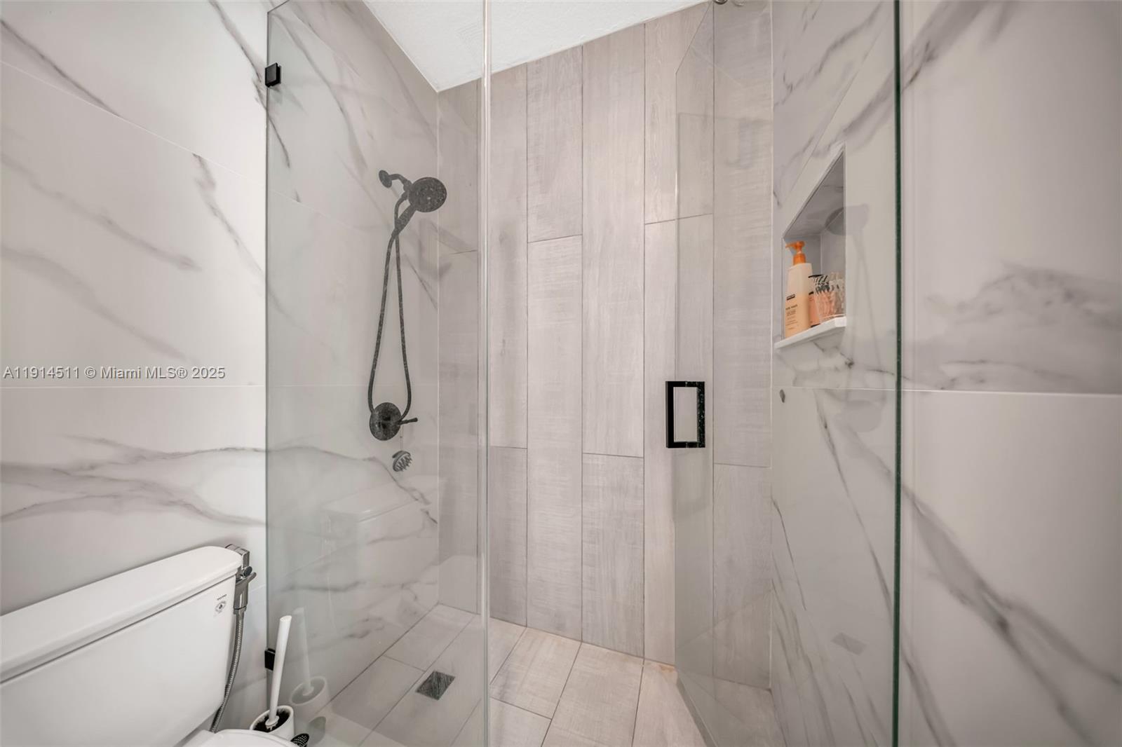 10195 NW 26th St Doral, FL 33172