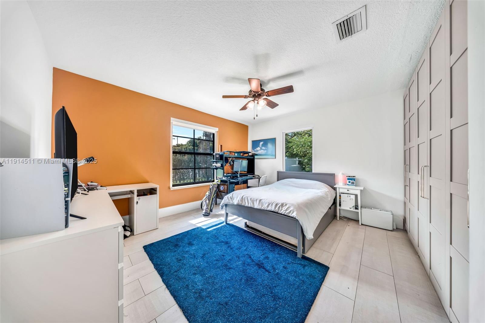 10195 NW 26th St Doral, FL 33172