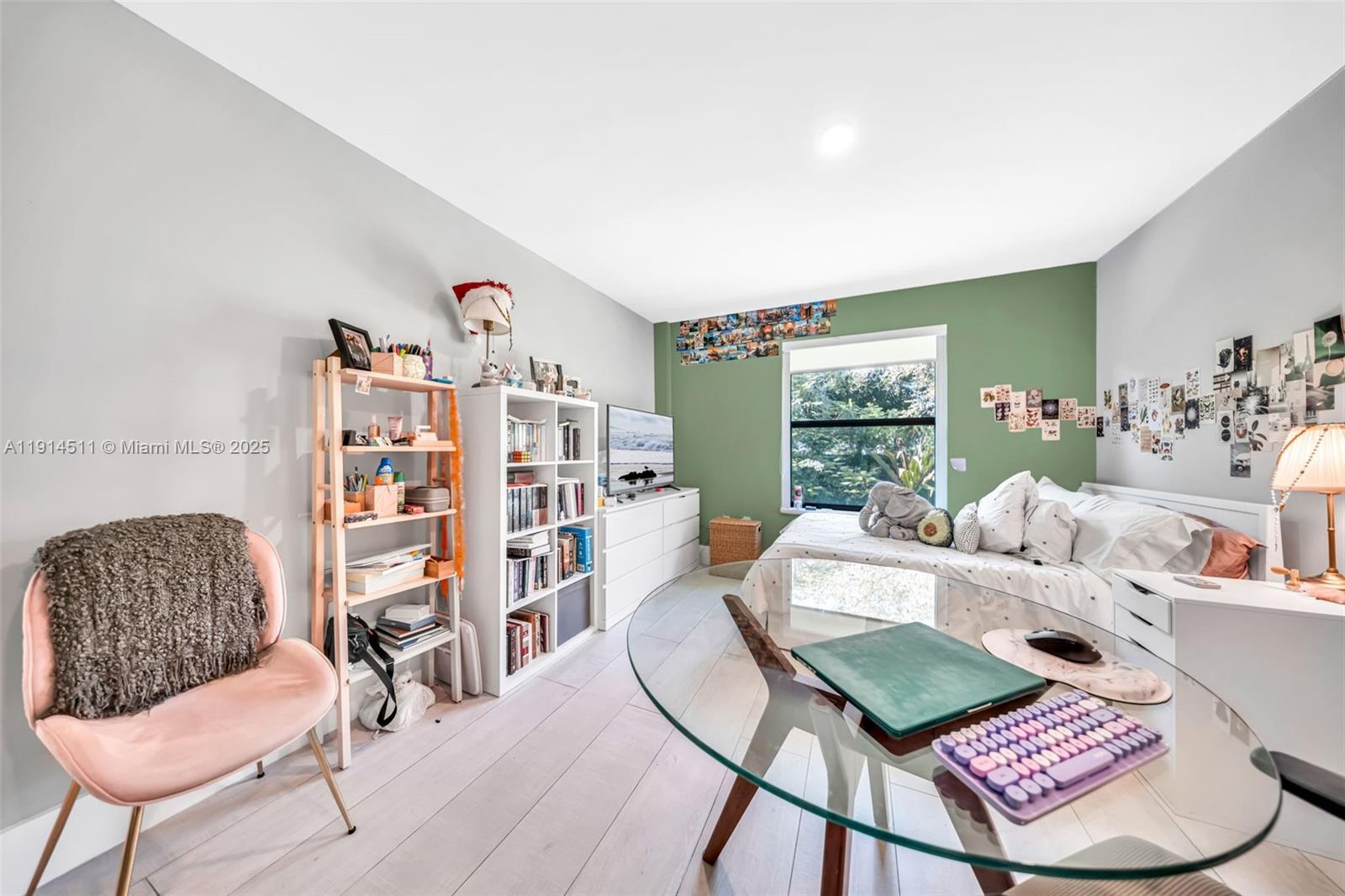 10195 NW 26th St Doral, FL 33172