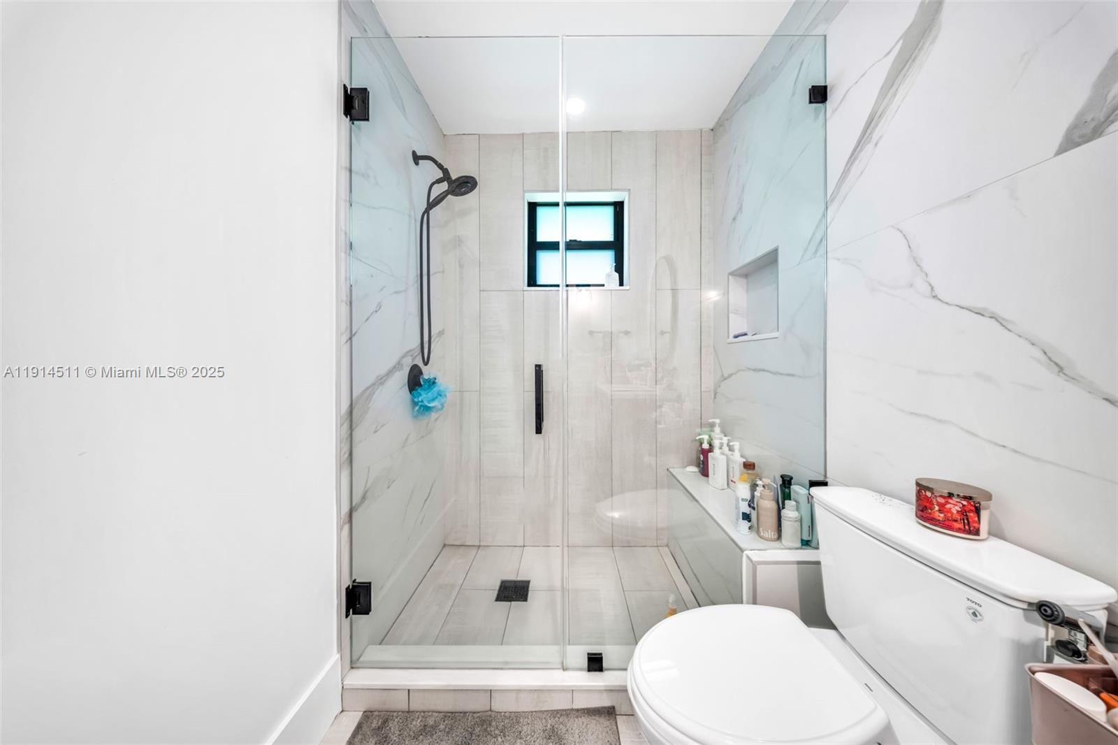 10195 NW 26th St Doral, FL 33172