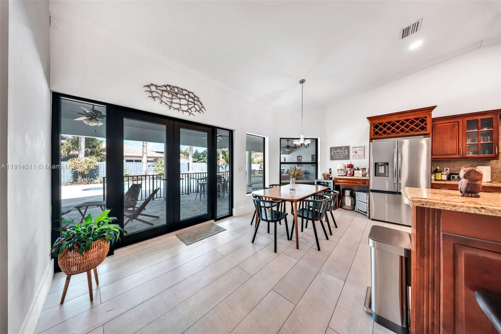 10195 NW 26th St Doral, FL 33172