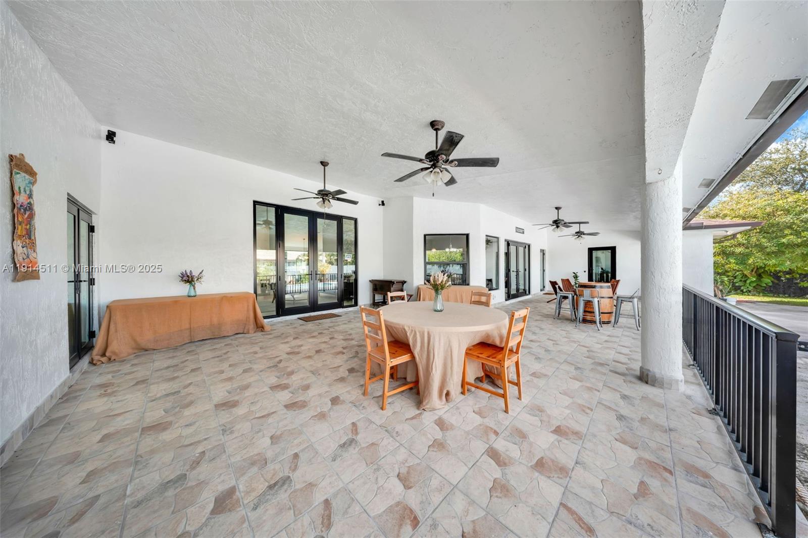 10195 NW 26th St Doral, FL 33172