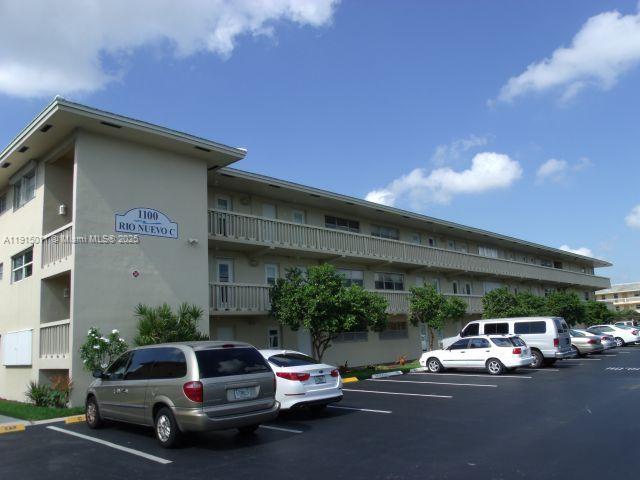 1100 SW 12th St #108