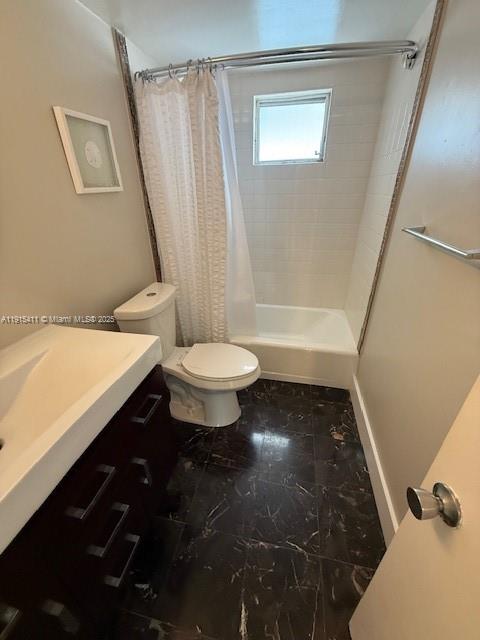 3600 NE 170th St #407 North Miami Beach, FL 33160