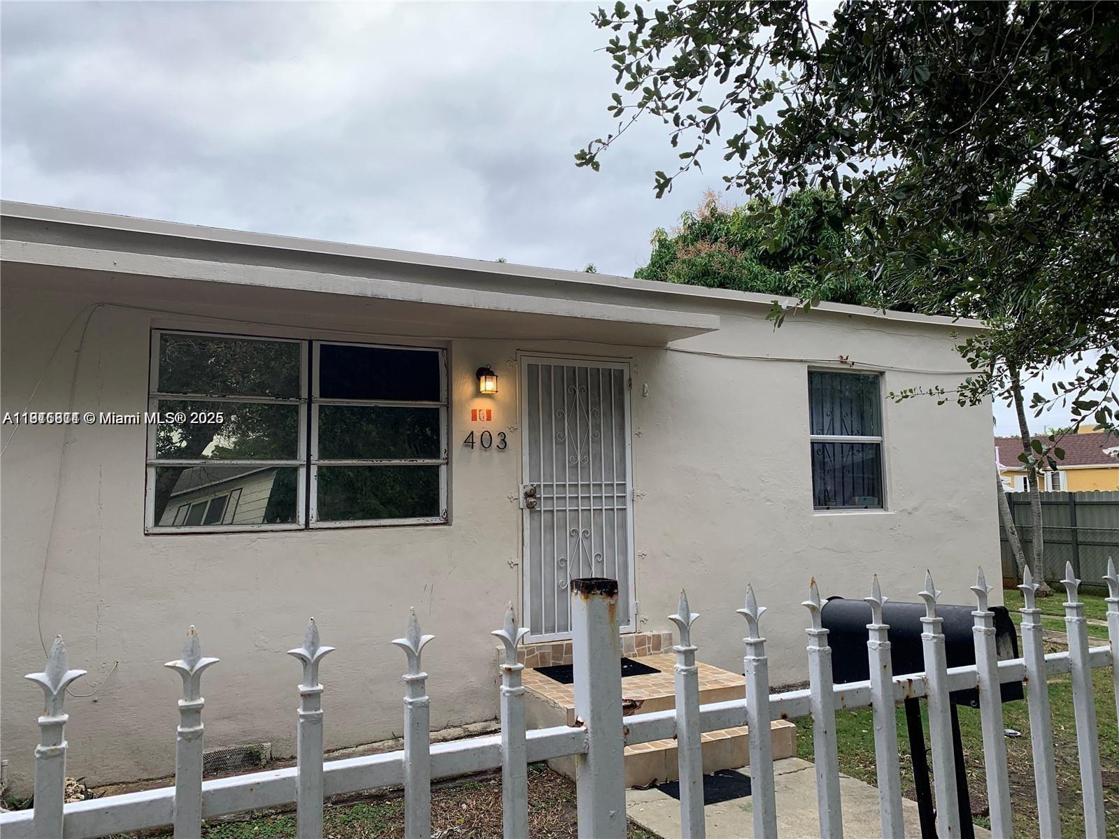 401 NW 81st St Miami, FL 33150