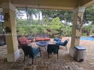 2019 Harbor Vw Cir Weston, FL 33327