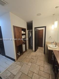 2019 Harbor Vw Cir Weston, FL 33327