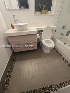 2019 Harbor Vw Cir Weston, FL 33327