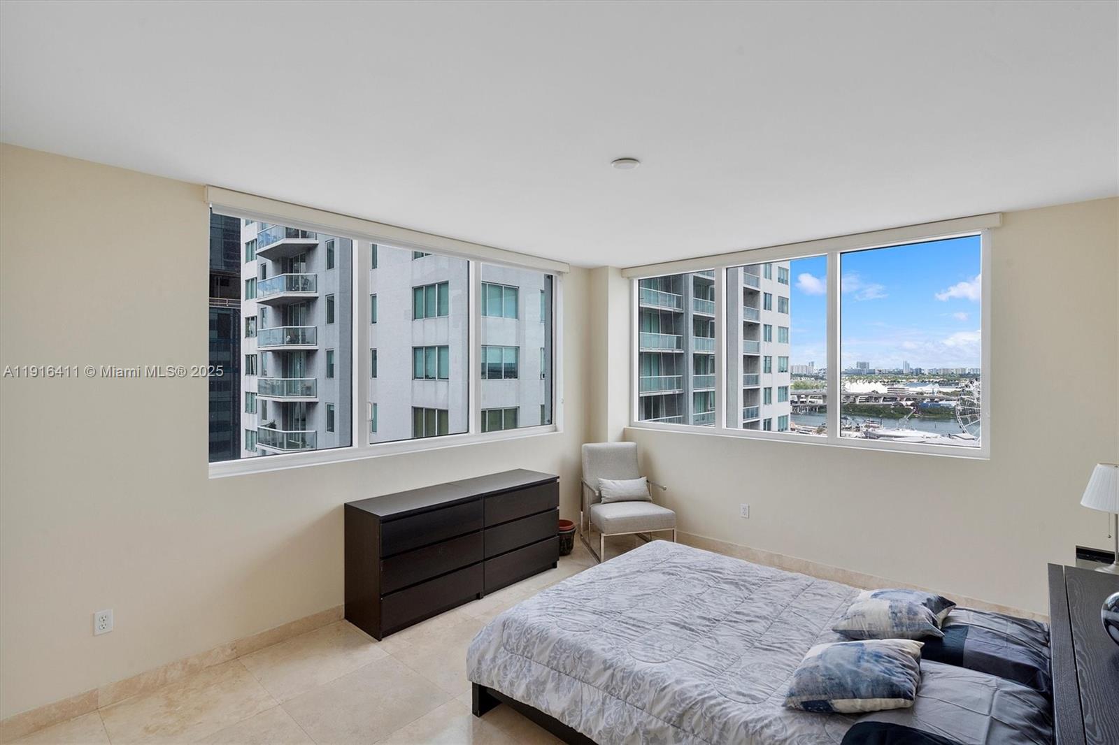 image Vizcayne South Condo14