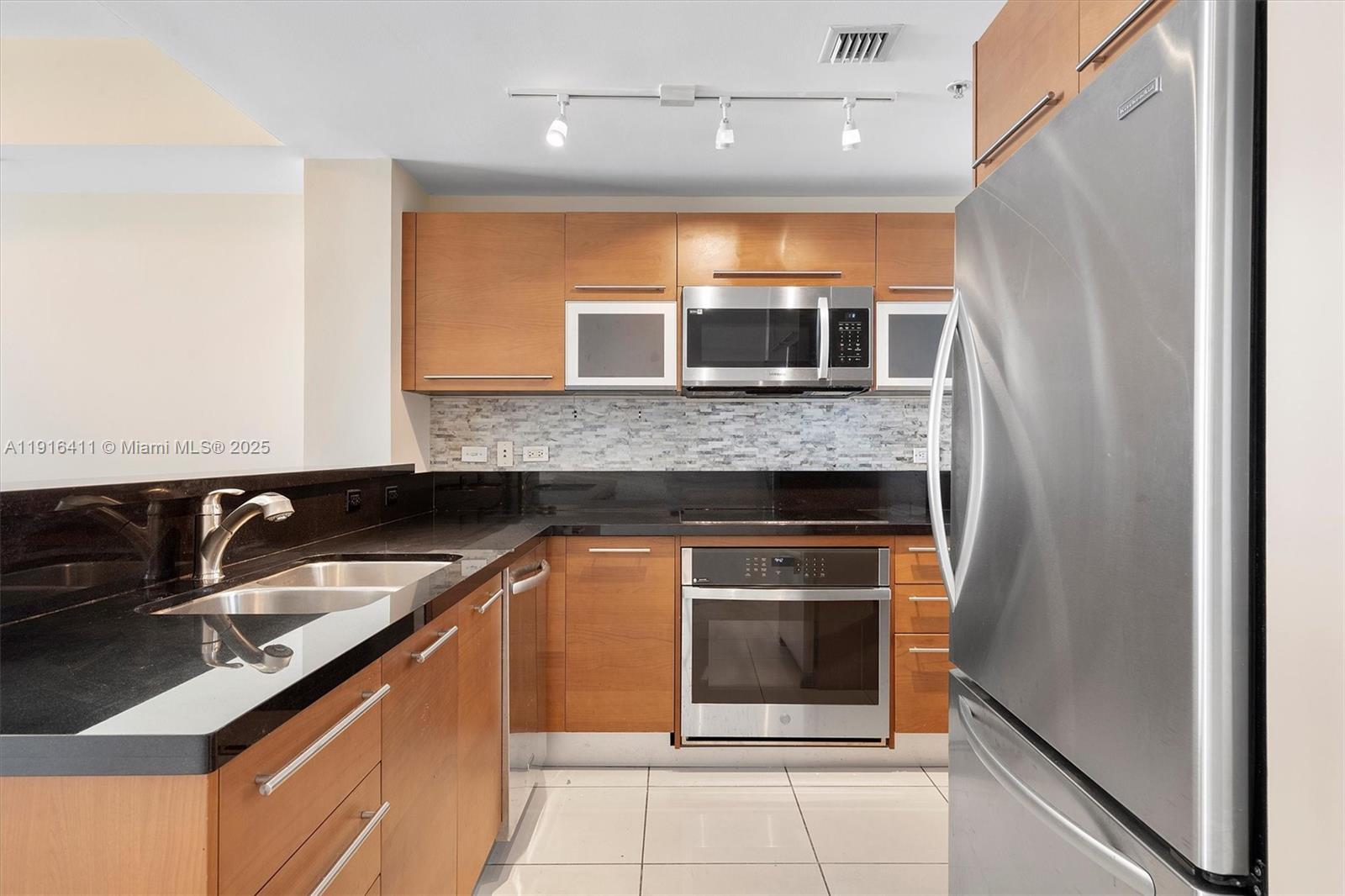 image Vizcayne South Condo8