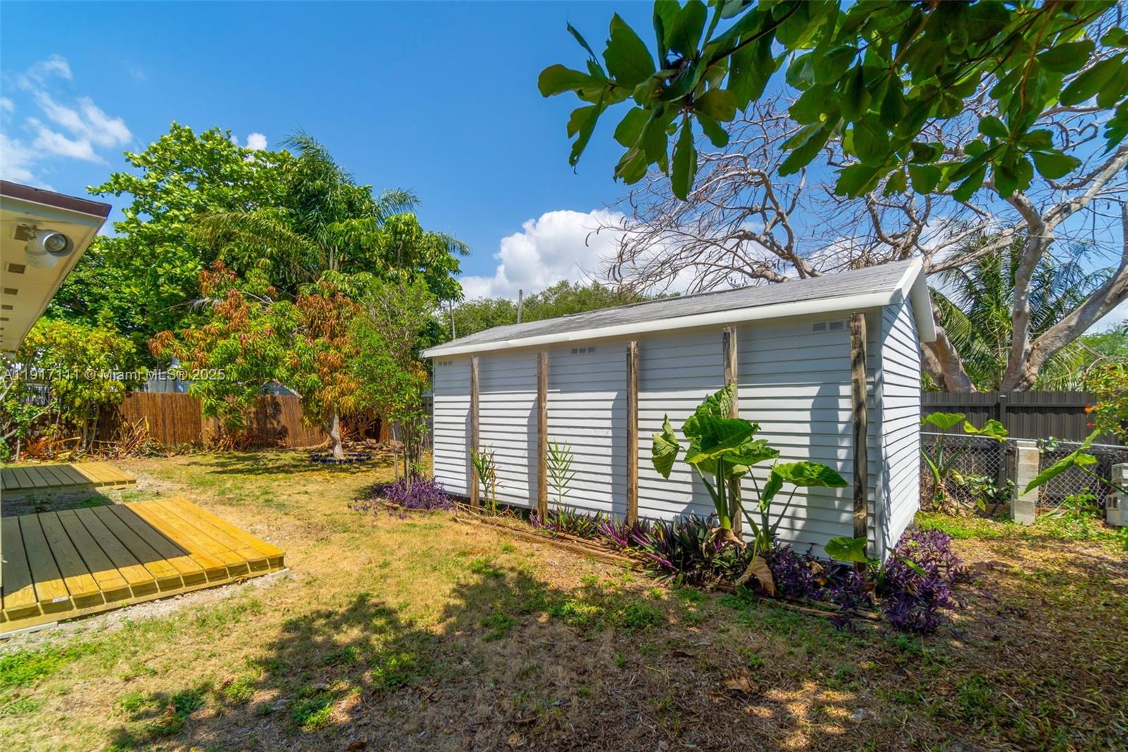 9085 SW 157th St Palmetto Bay, FL 33157