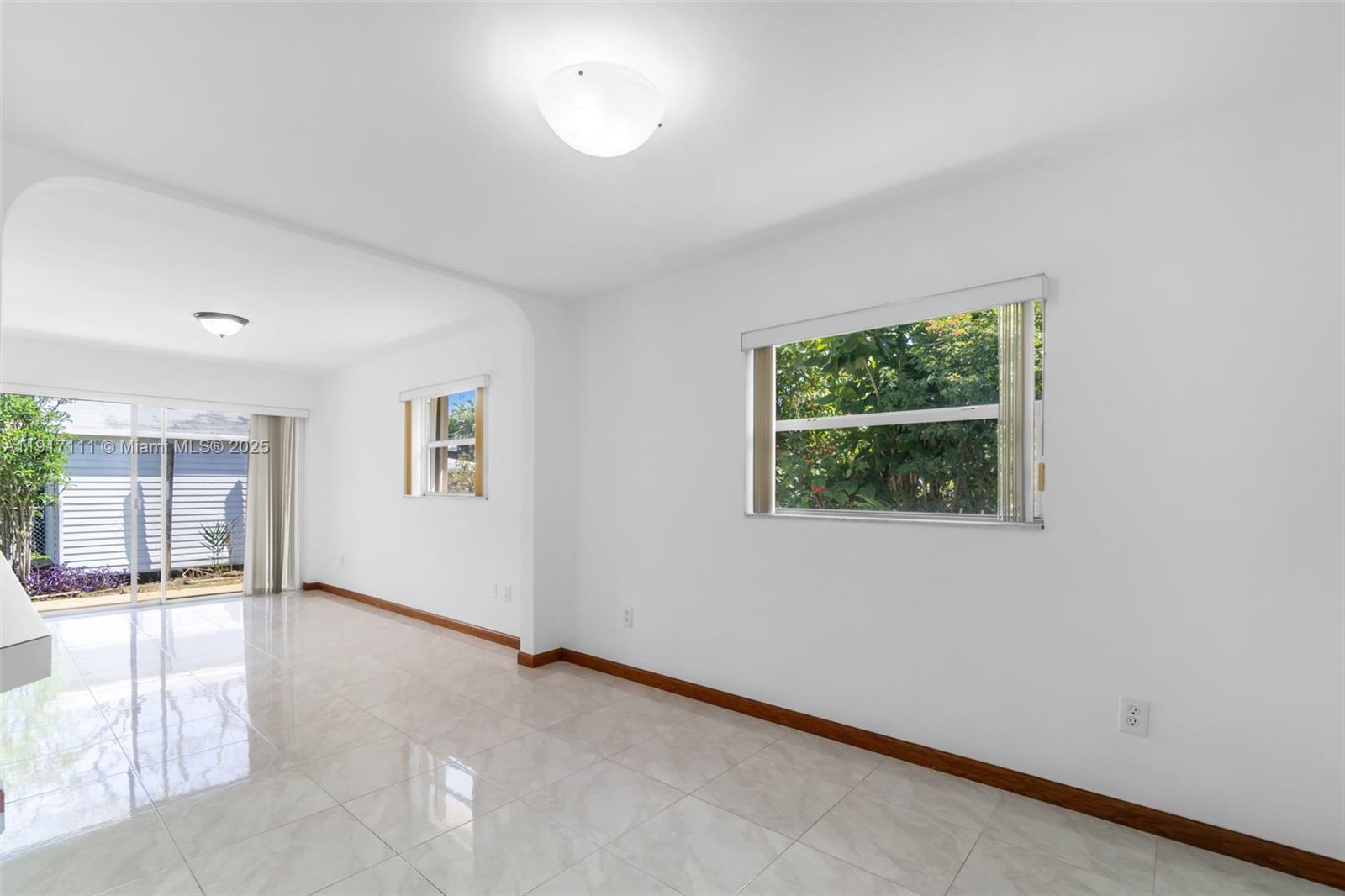 9085 SW 157th St Palmetto Bay, FL 33157