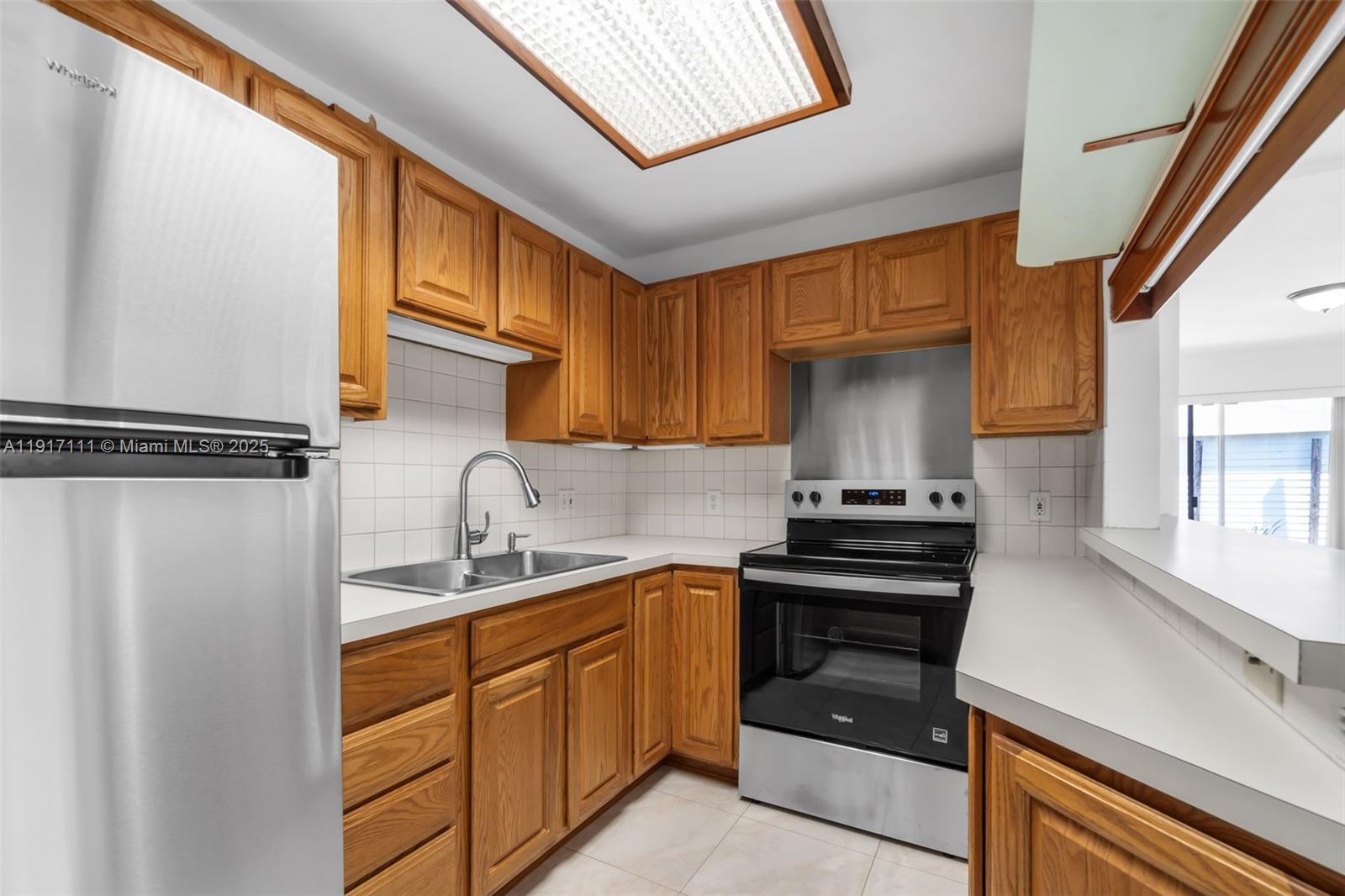 9085 SW 157th St Palmetto Bay, FL 33157