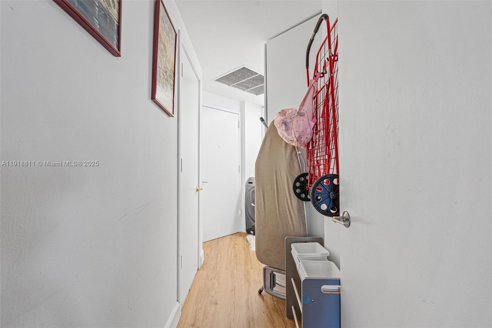 image One Island Place Condo 122