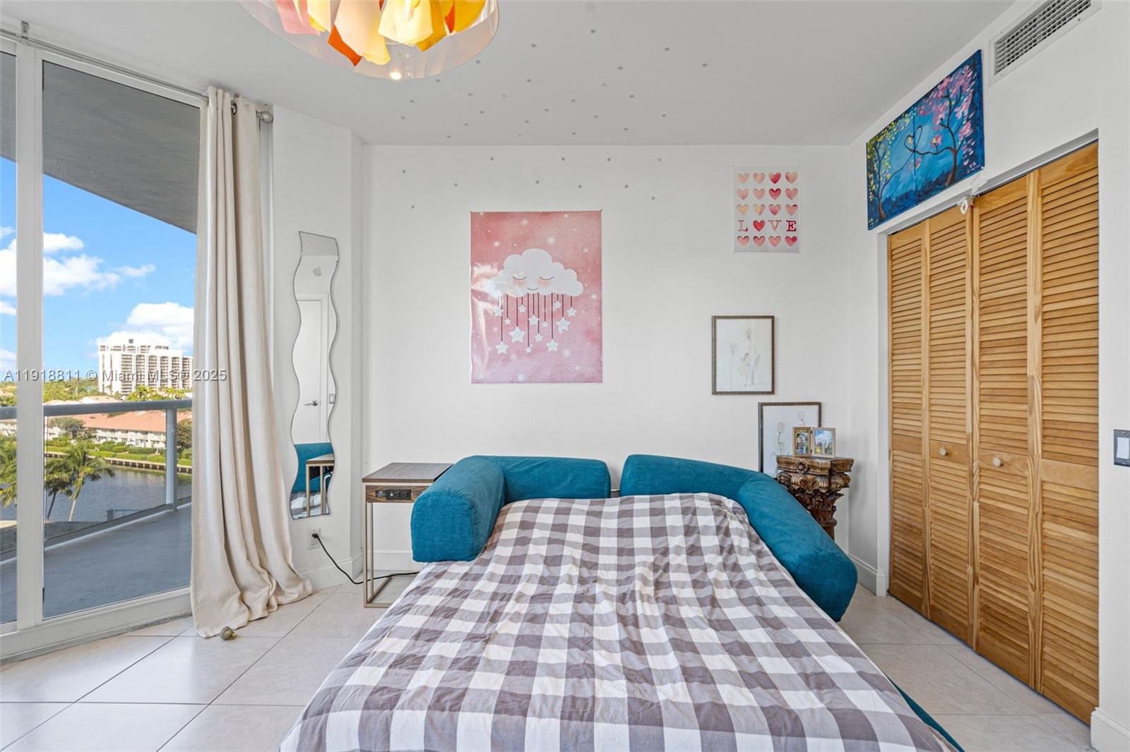 image One Island Place Condo 131