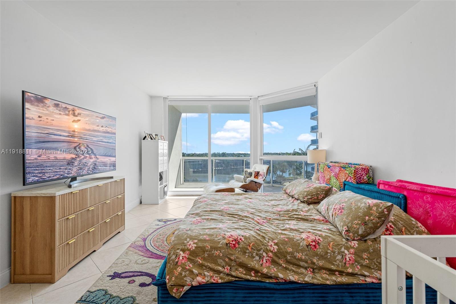 image One Island Place Condo 139