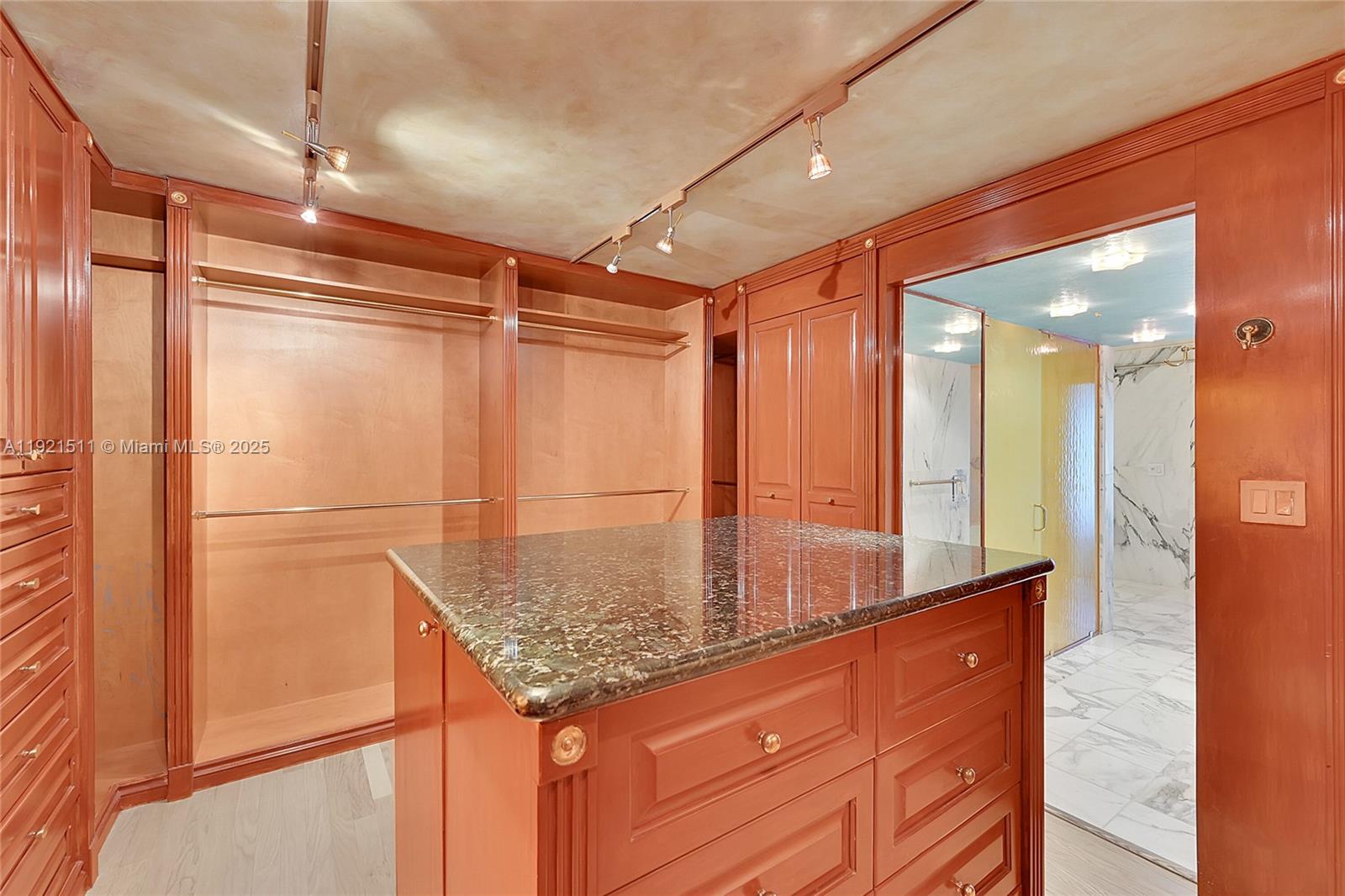 936 Intracoastal Dr #PH4 Fort Lauderdale, FL 33304