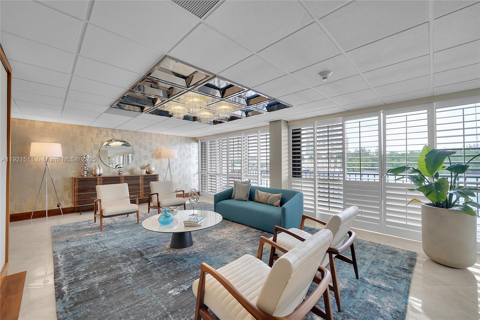 936 Intracoastal Dr #PH4 Fort Lauderdale, FL 33304