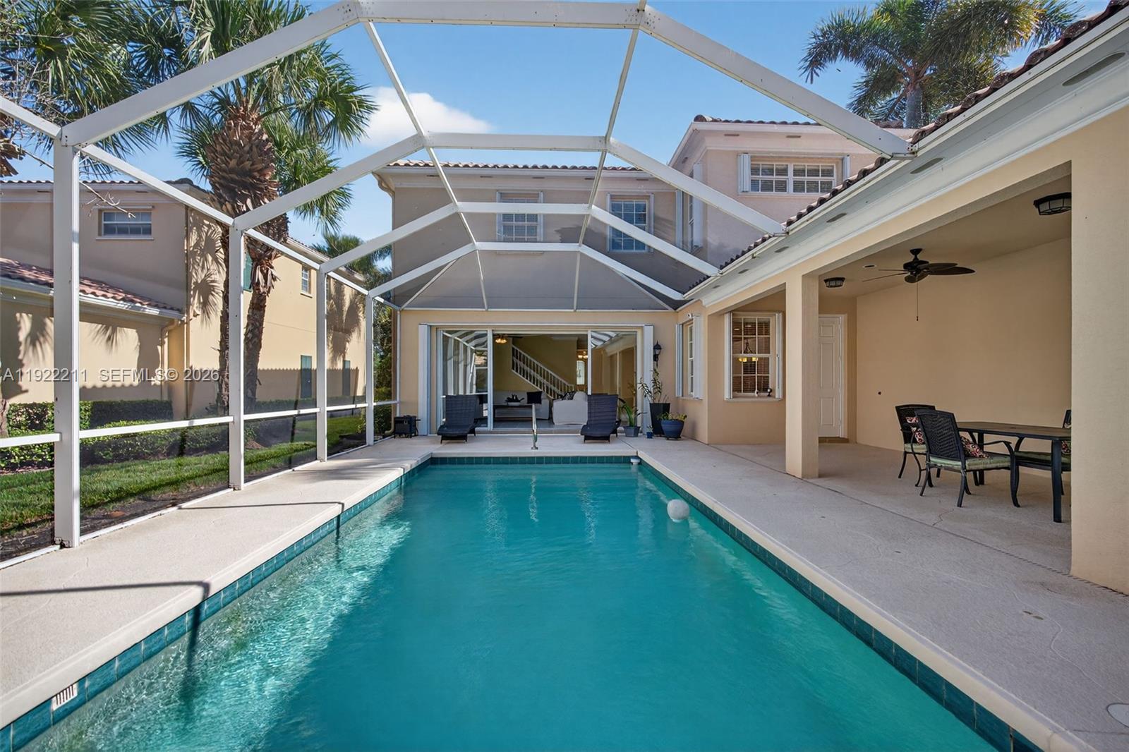 3518 Community Dr Jupiter, FL 33458