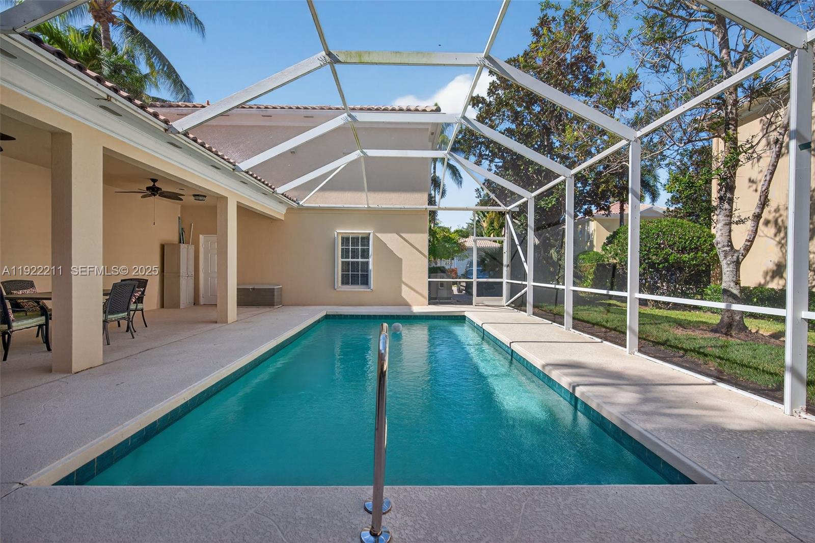 3518 Community Dr Jupiter, FL 33458