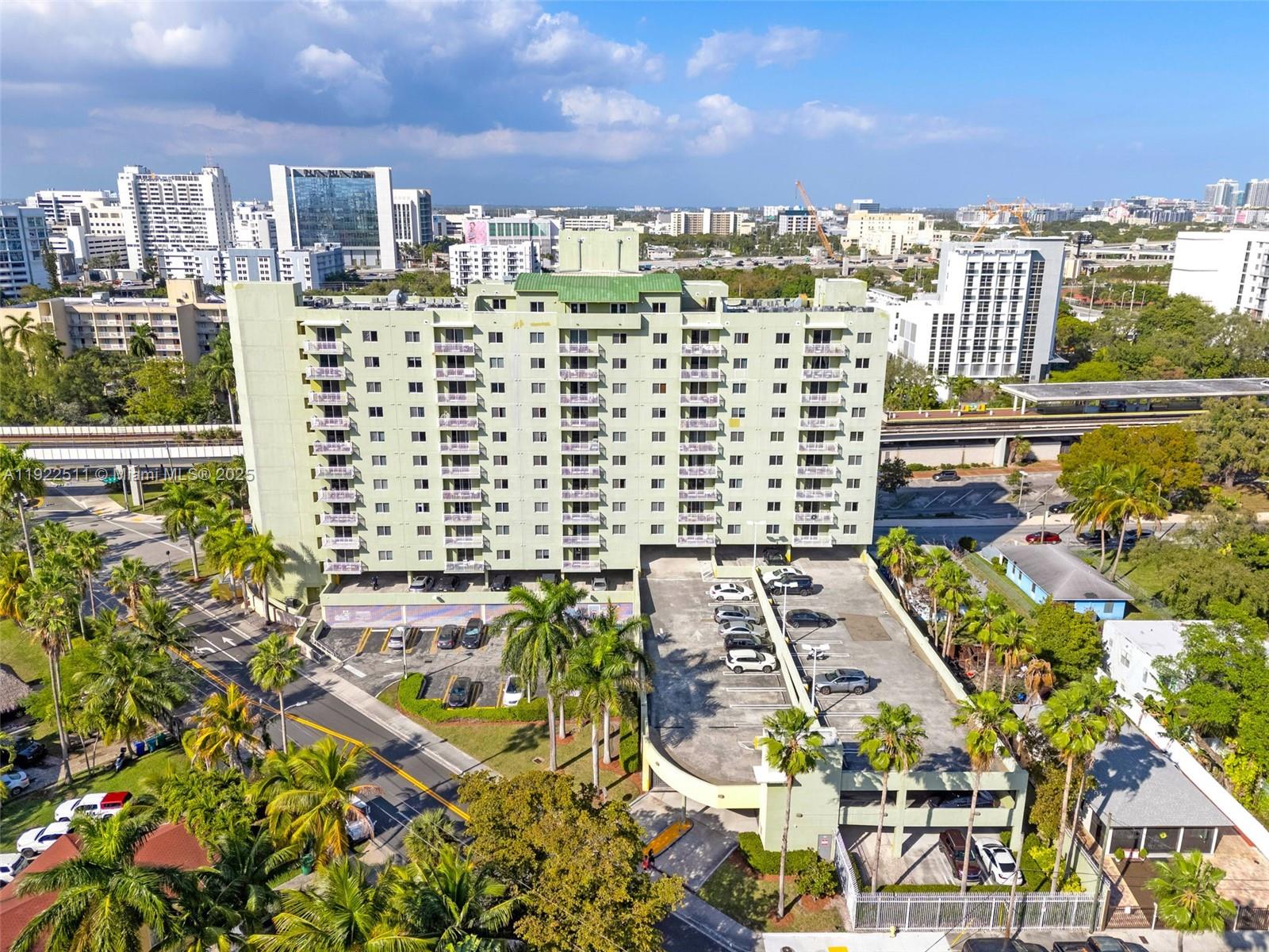 816 NW 11th St #607 Miami, FL 33136