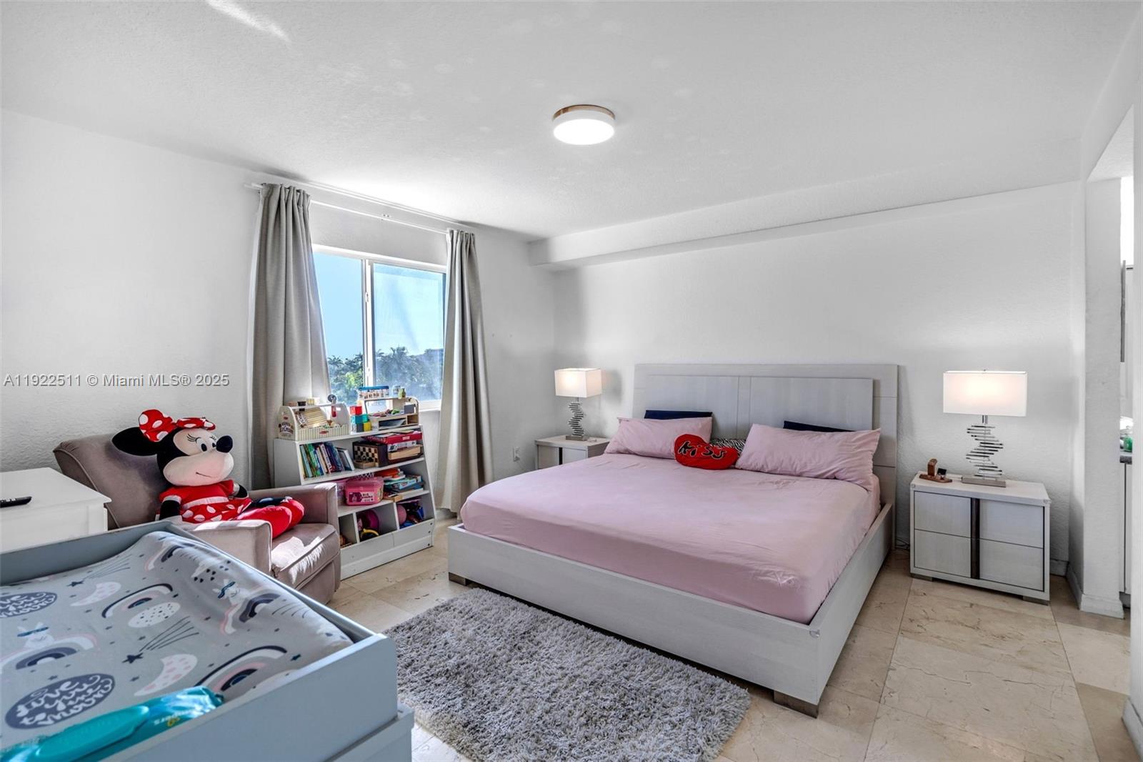 816 NW 11th St #607 Miami, FL 33136