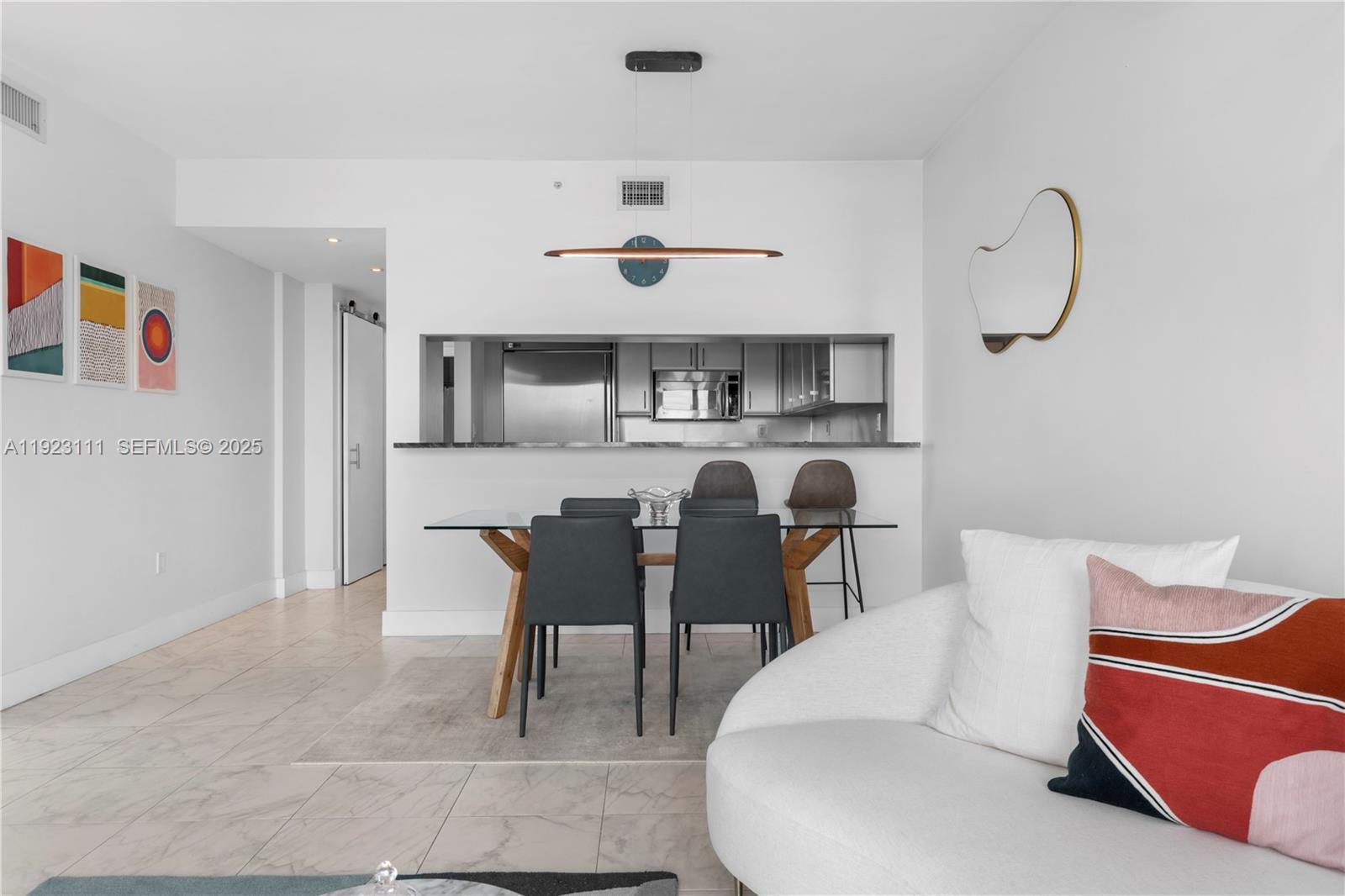 540 West Ave #1514 Miami Beach, FL 33139