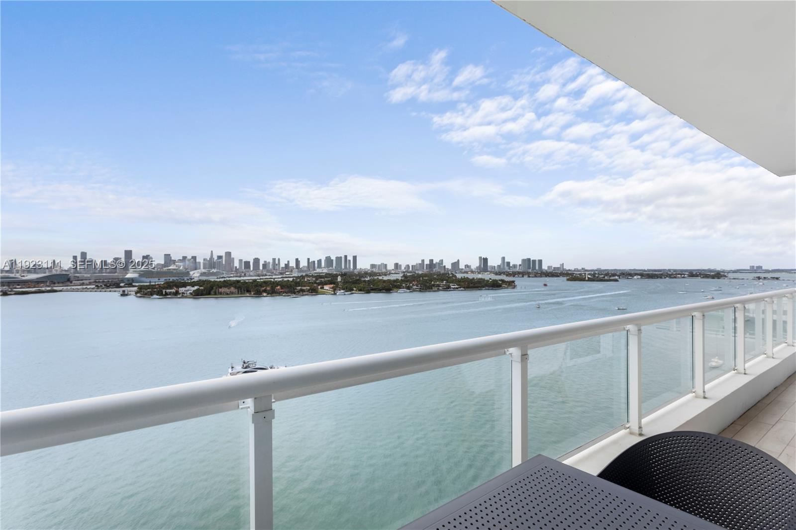 540 West Ave #1514 Miami Beach, FL 33139