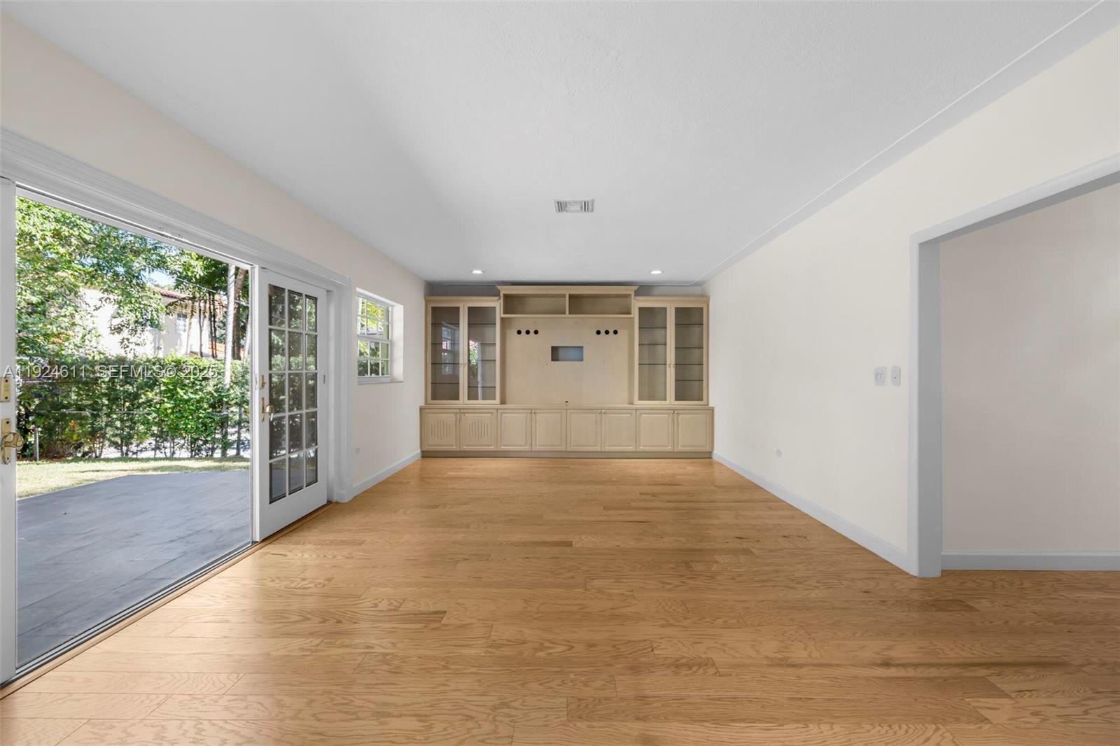 911 Andres Ave Coral Gables, FL 33134