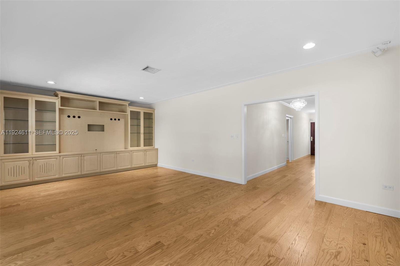 911 Andres Ave Coral Gables, FL 33134