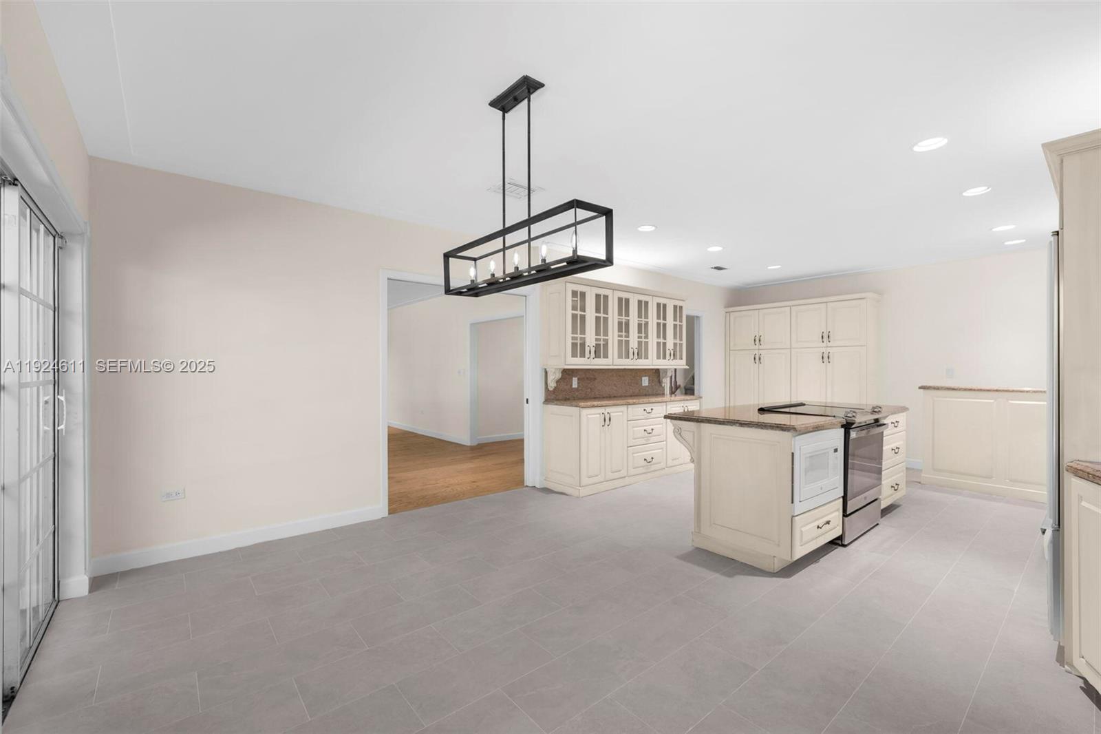 911 Andres Ave Coral Gables, FL 33134