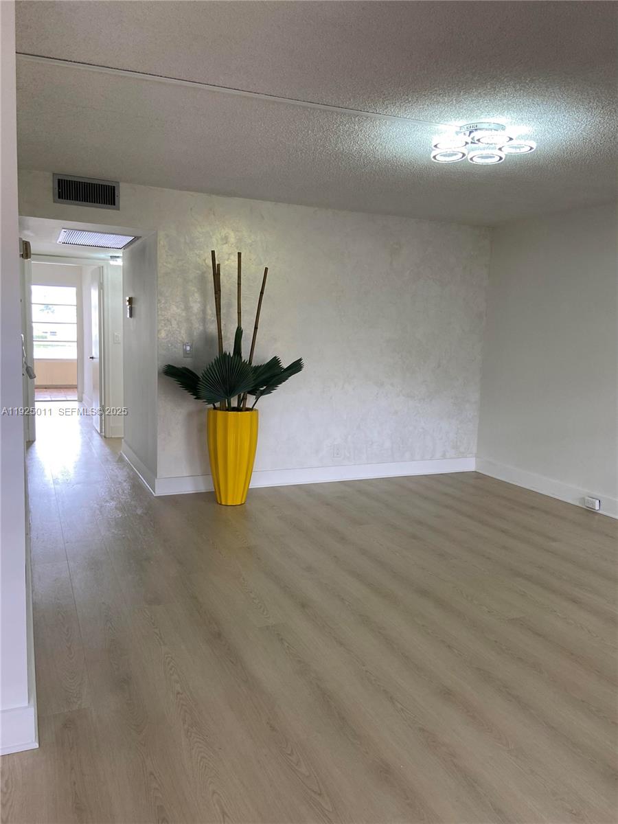 1903 Bermuda Cir #D2