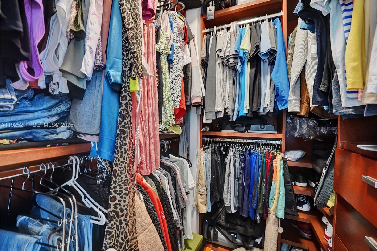 601 NE 36th St #811 Miami, FL 33137