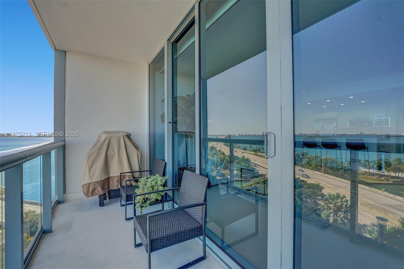 601 NE 36th St #811 Miami, FL 33137