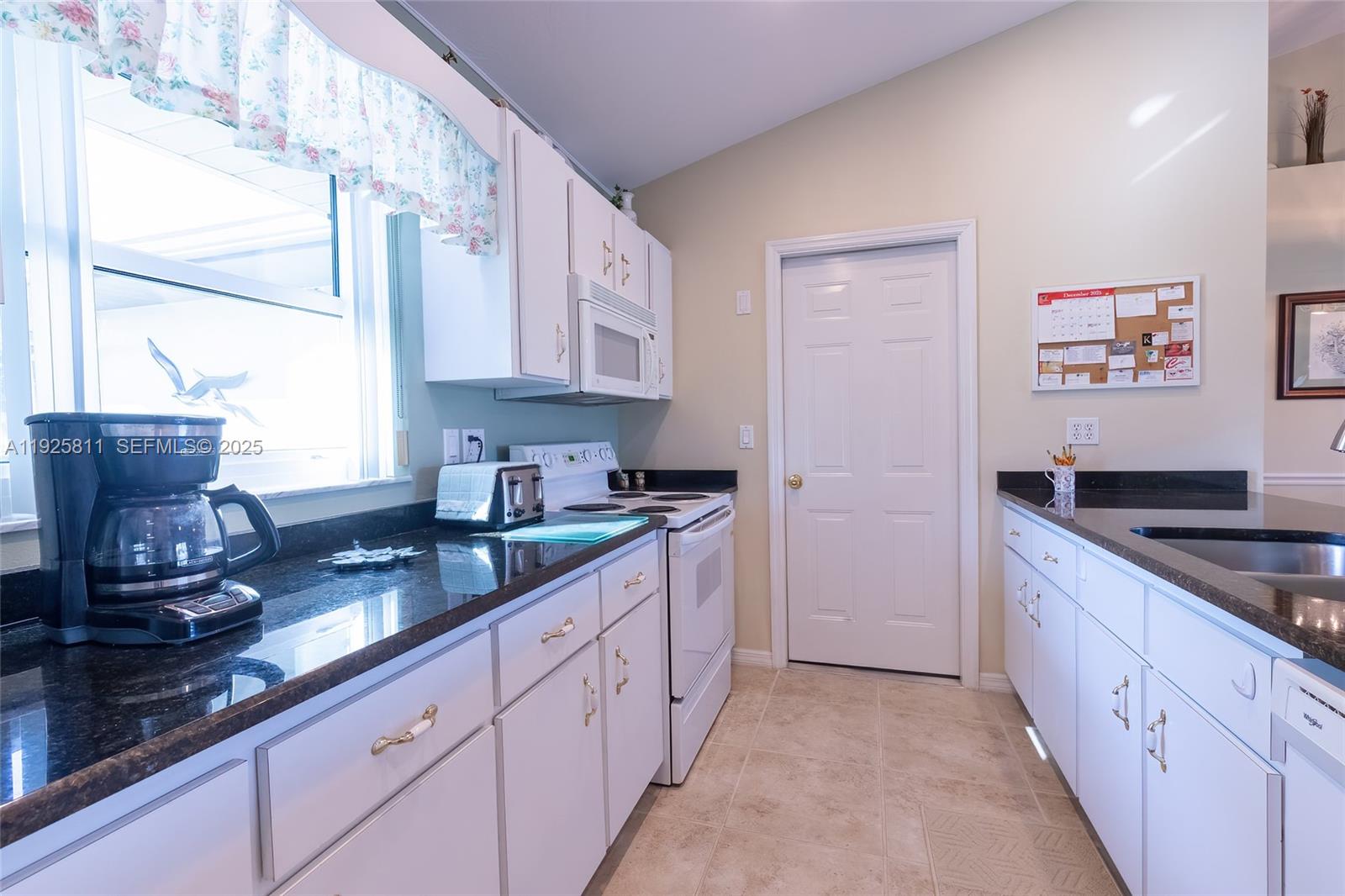 3153 Bluebird Ave Lake Placid, FL 33852