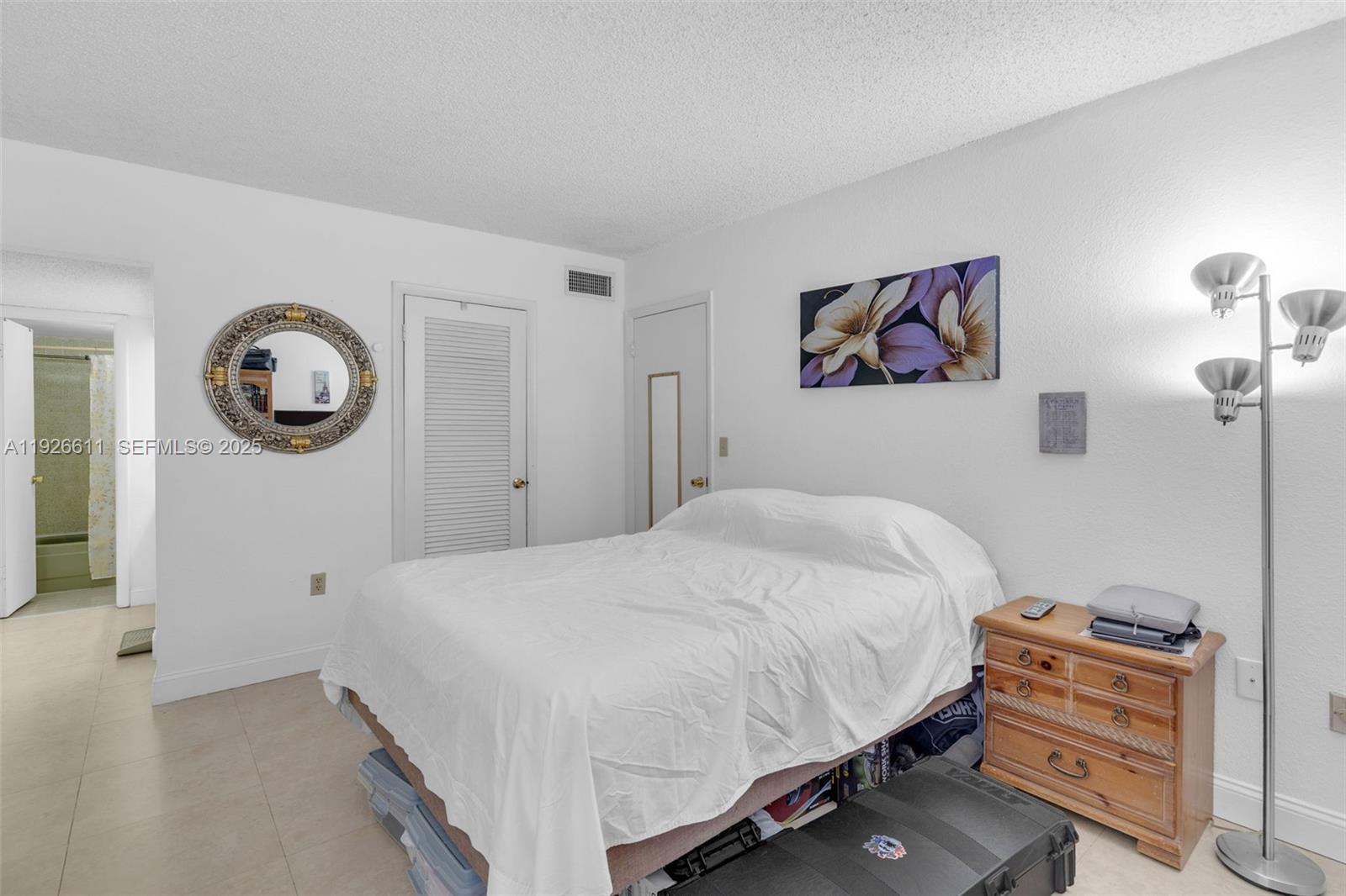 1900 W 68th St #F302 Hialeah, FL 33014