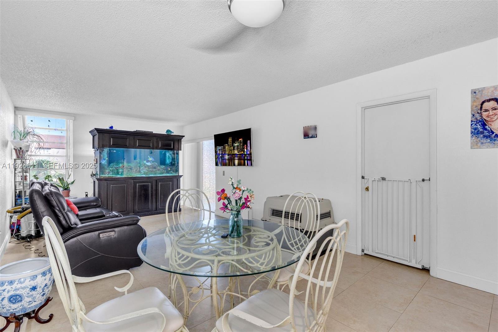 1900 W 68th St #F302 Hialeah, FL 33014