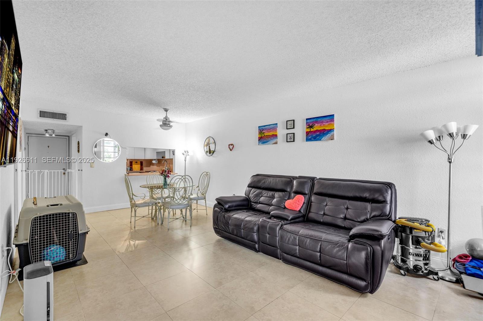 1900 W 68th St #F302 Hialeah, FL 33014