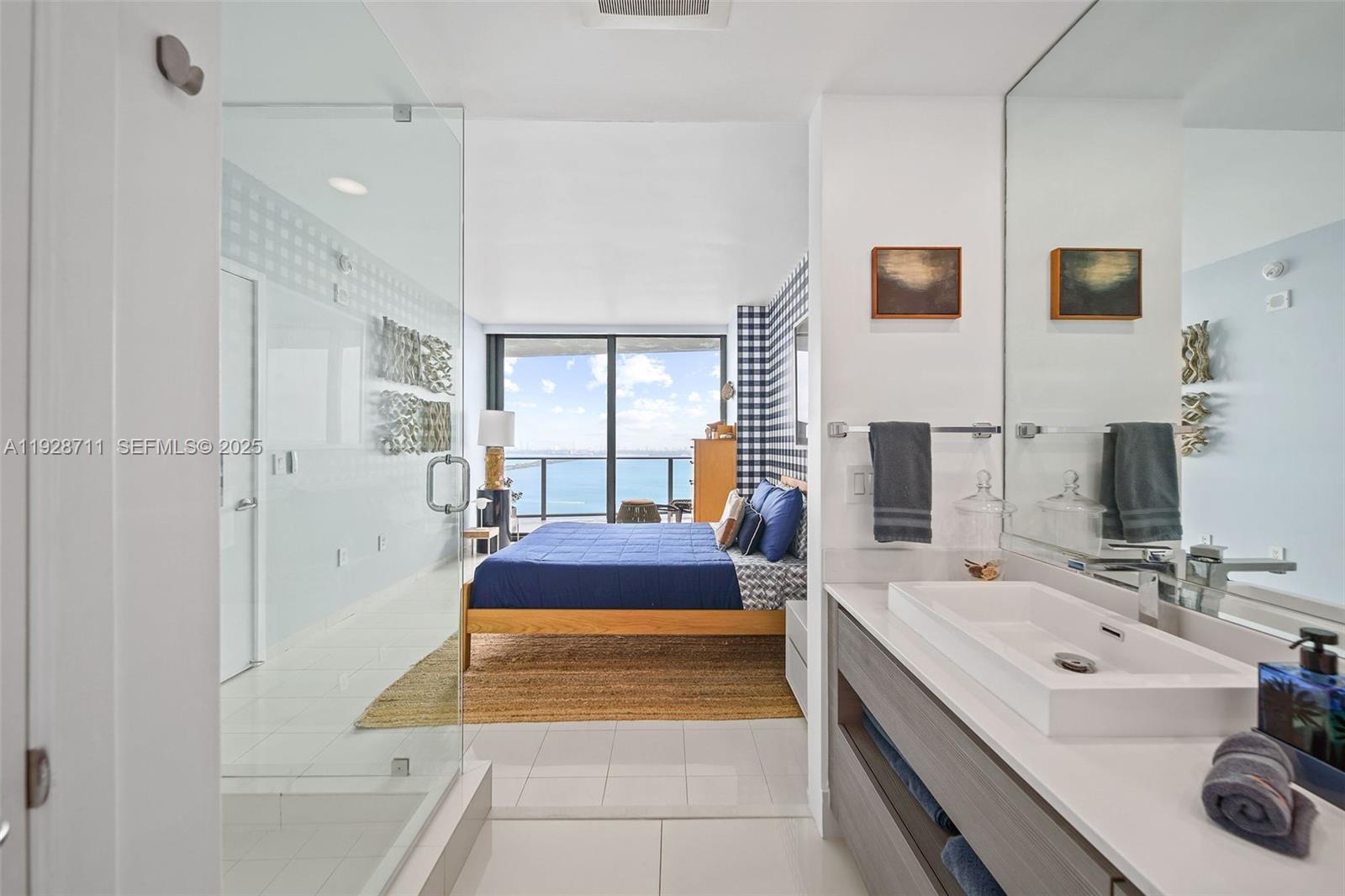 460 NE 28th St #3904 Miami, FL 33137