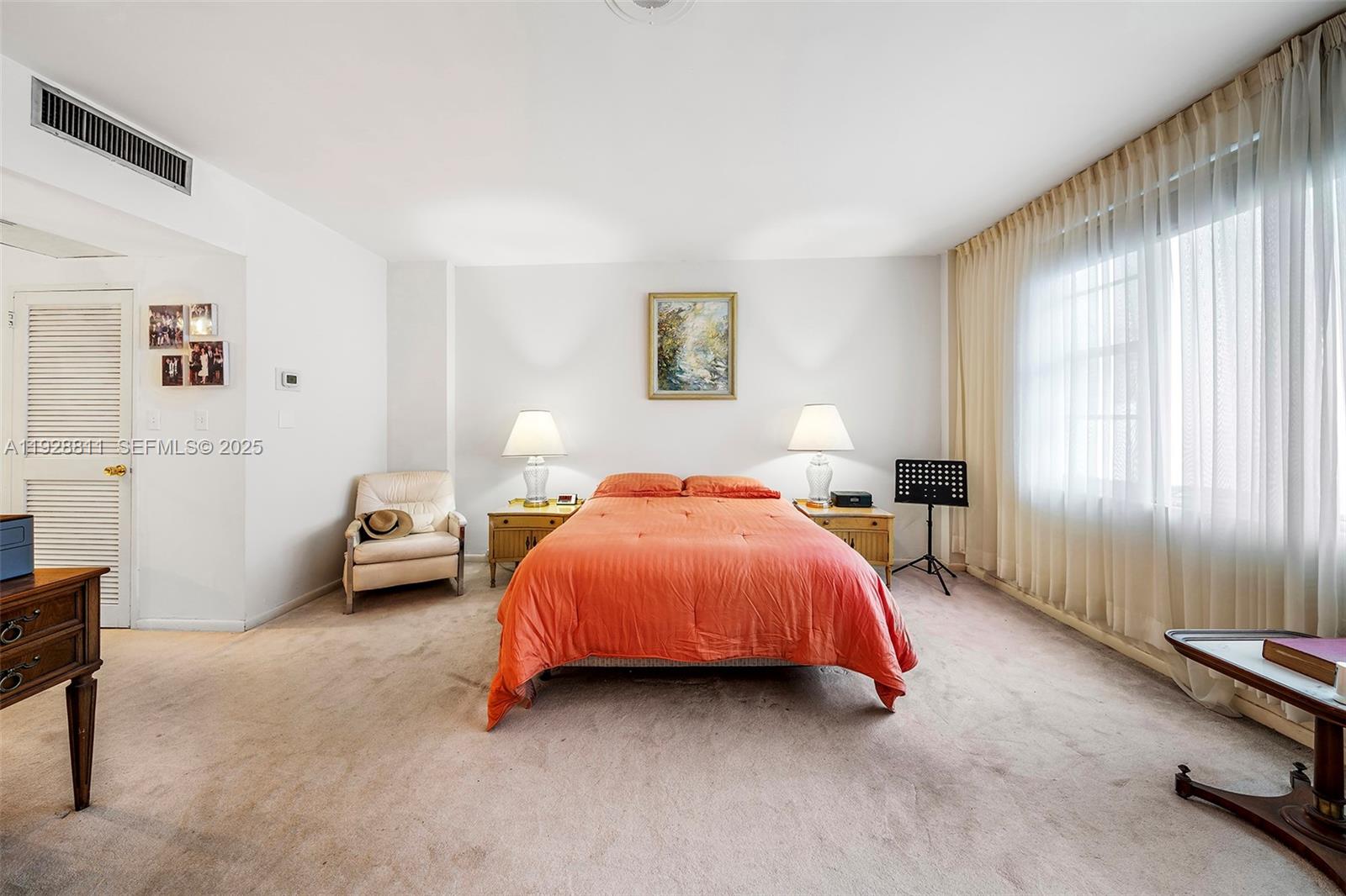 5255 Collins Ave #10A Miami Beach, FL 33140