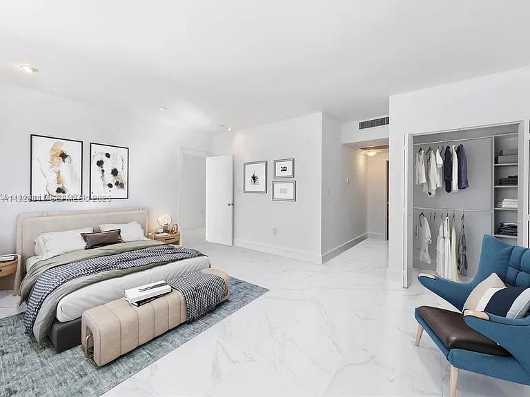 5255 Collins Ave #10A Miami Beach, FL 33140