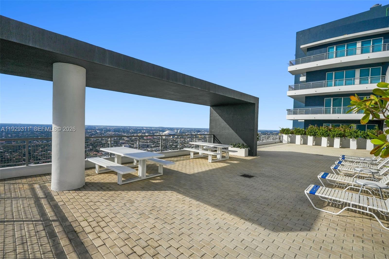 image Infinity at Brickell32