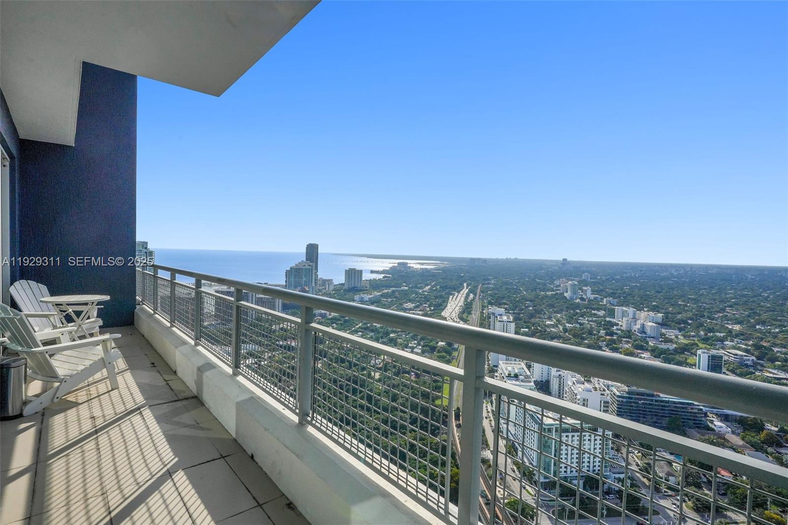 image Infinity at Brickell3